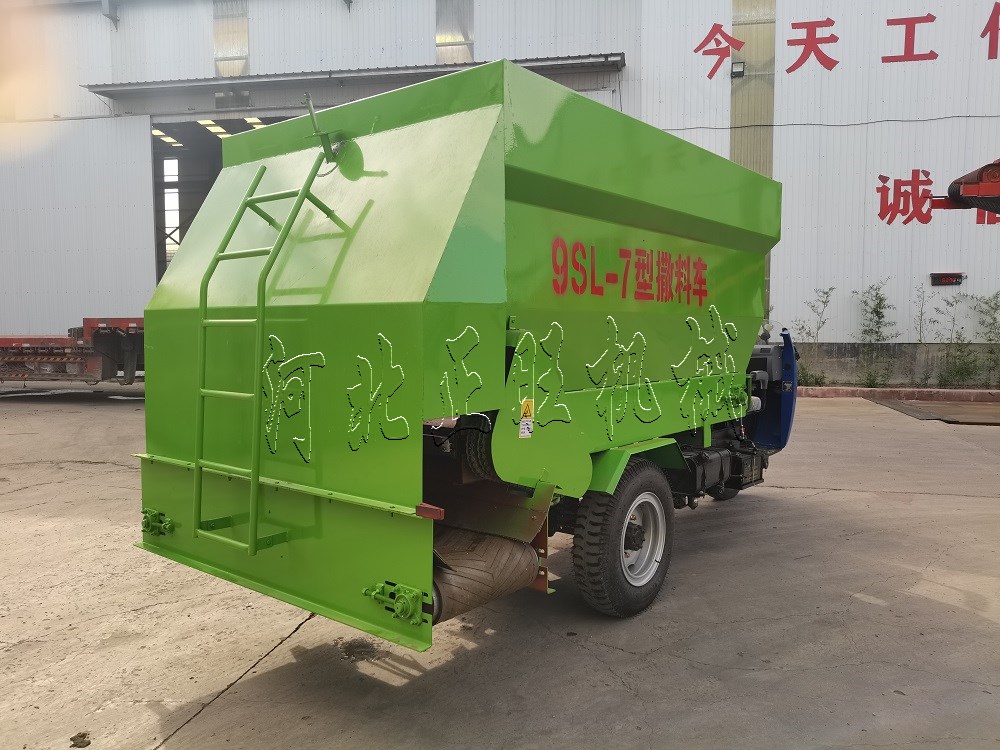 電動(dòng)撒料車(chē)是什么？